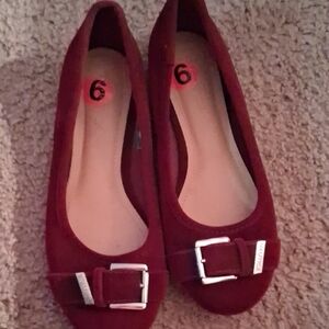 Nautica Women's Wine Buckle Ballet Flats